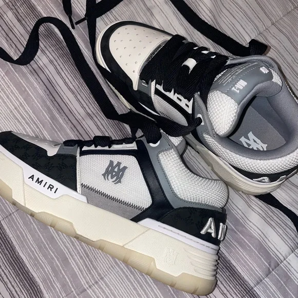 AMIRI Monochrome Men's Sneakers - Picture 3 of 12